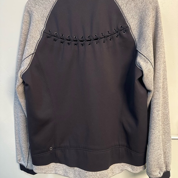Lululemon Var-City Bomber Black / Heathered Black W4G45S Retail $128 Size 8-10 - Picture 4 of 6
